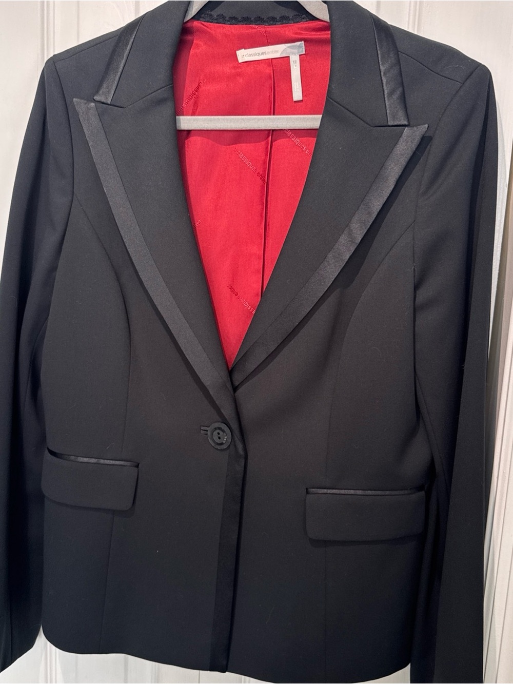 Classiques Entier Black Blazer with Red Lining
